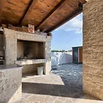 Villa 1521 *