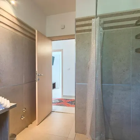 1521 빌라 Žminj